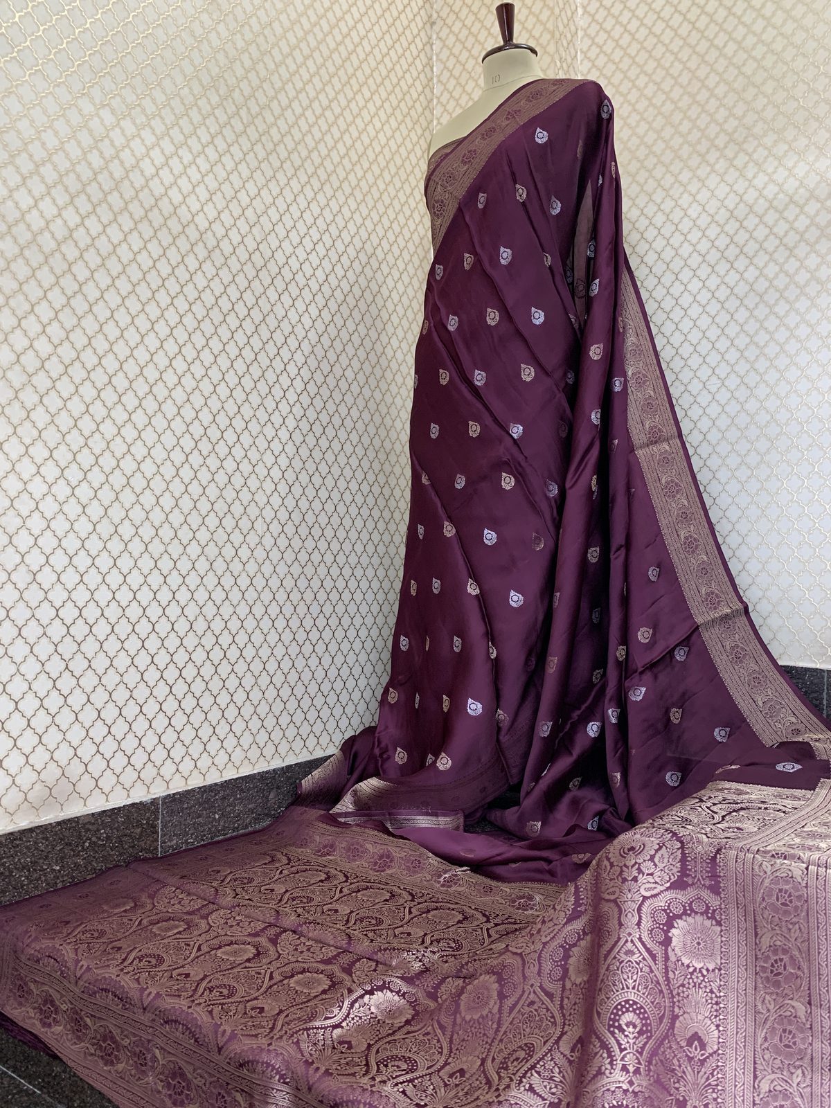 SATTAN VISCOSE SILK